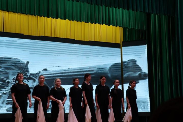 Сталинград тирәге  генетик хәтер булып Лесхозга  кайтты