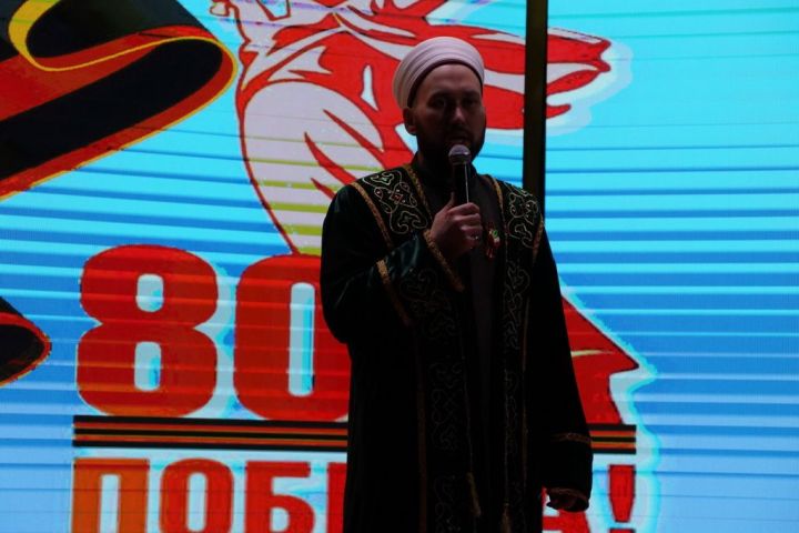 Сталинград тирәге  генетик хәтер булып Лесхозга  кайтты