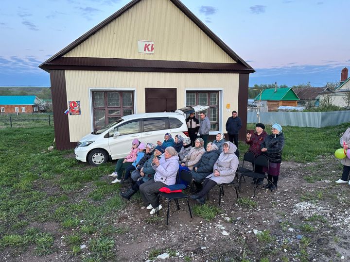 Татар Икшермәсендә узган Җиңү бәйрәмендә район башлыгы да катнашты