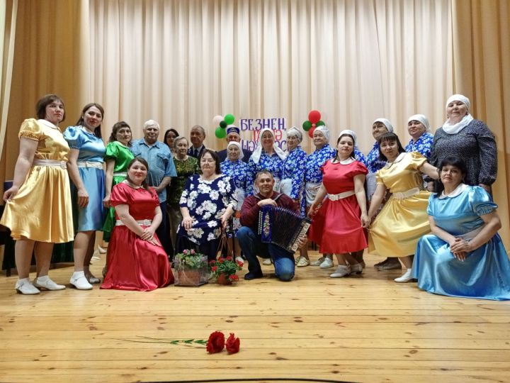 Килдебәк мәдәният йортында «Минем гаиләмнең шәҗәрә агачы» дип исемләнгән тематик кичә узды