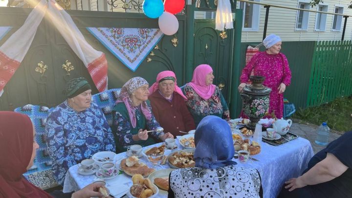 Гимназиясе коллективы Сабада бирнә җыйды