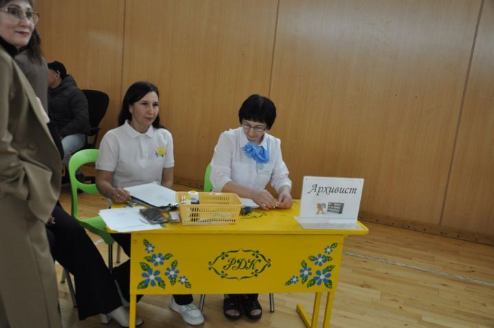 Сабада офис хезмәткәрләре һөнәри бәйгедә ярышты