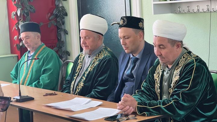 Сабада яңа имам- мөхтәсиб сайлаулары узды