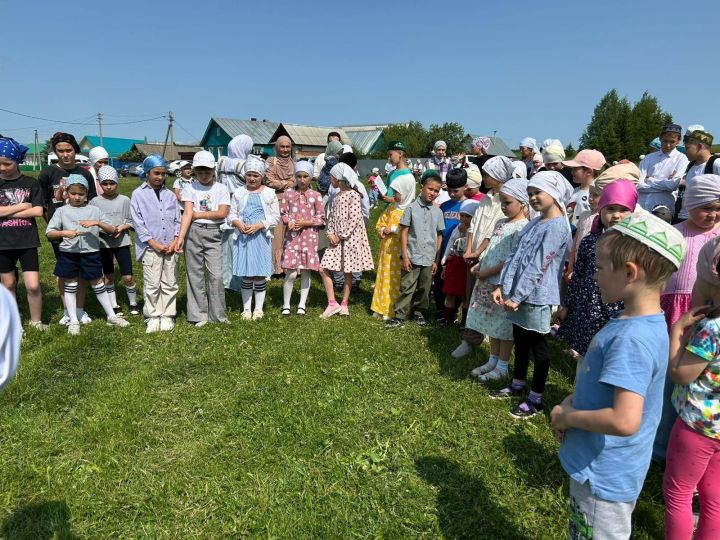 Азанлы, догалы, балачаклы Сабантуй