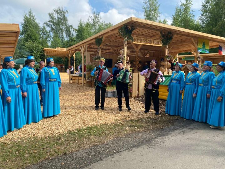 Райондашларыбыз Казан Сабантуен гөрләтә