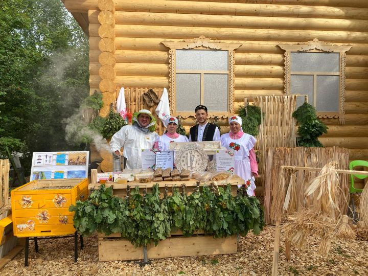 Райондашларыбыз Казан Сабантуен гөрләтә