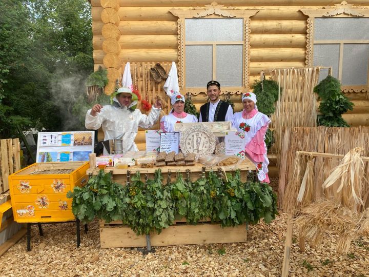 Райондашларыбыз Казан Сабантуен гөрләтә