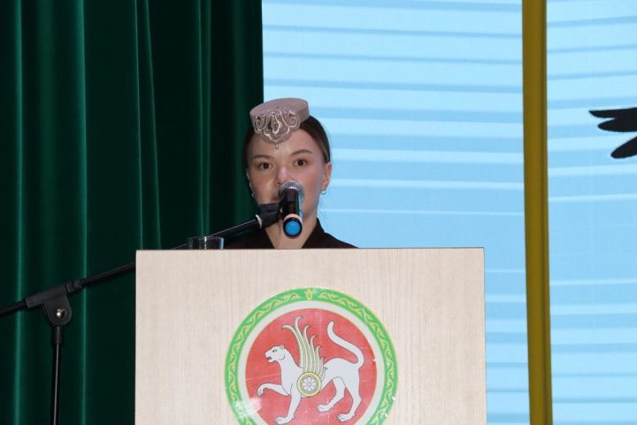 Сабада туган телләрне саклау һәм үстерү турында  сөйләштеләр