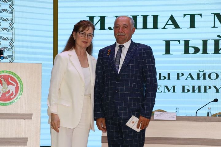 Сабада туган телләрне саклау һәм үстерү турында  сөйләштеләр