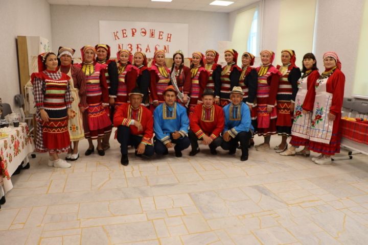Сабада туган телләрне саклау һәм үстерү турында  сөйләштеләр