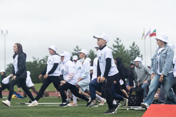 Сабада «Спорт җире - 2025» Бөтенроссия спорт һәм сәламәт яшәү рәвеше марафоны ярышка 300дән артык һәвәскәр спортчыны җыйды