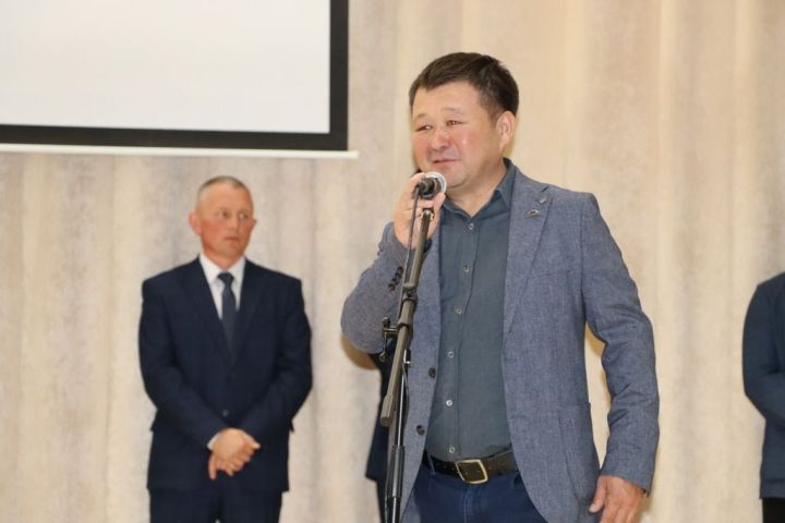 Аграр көллияттә  чыгарылыш: студентлар диплом  алды