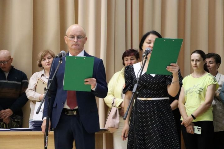Аграр көллияттә  чыгарылыш: студентлар диплом  алды