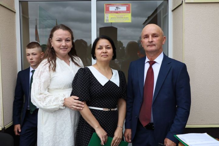 Аграр көллияттә  чыгарылыш: студентлар диплом  алды