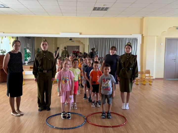 «Балаларга сугыш турында укыйбыз»
