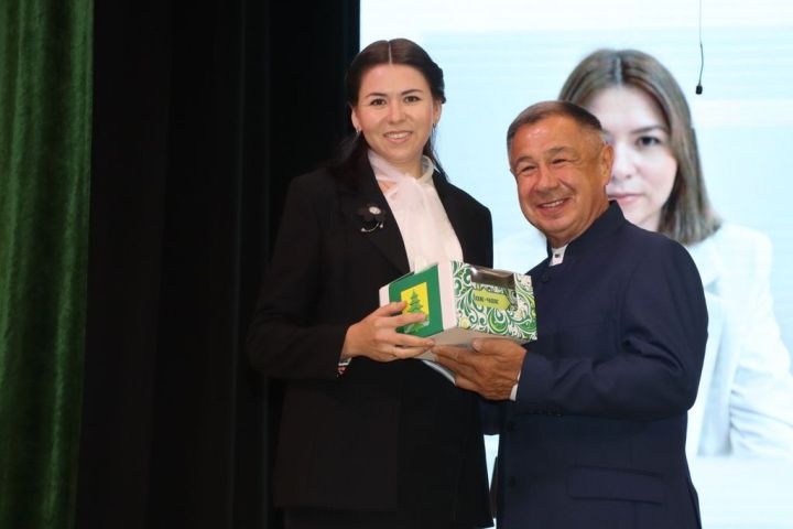 Мәгариф хезмәткәрләренең август  киңәшмәсе