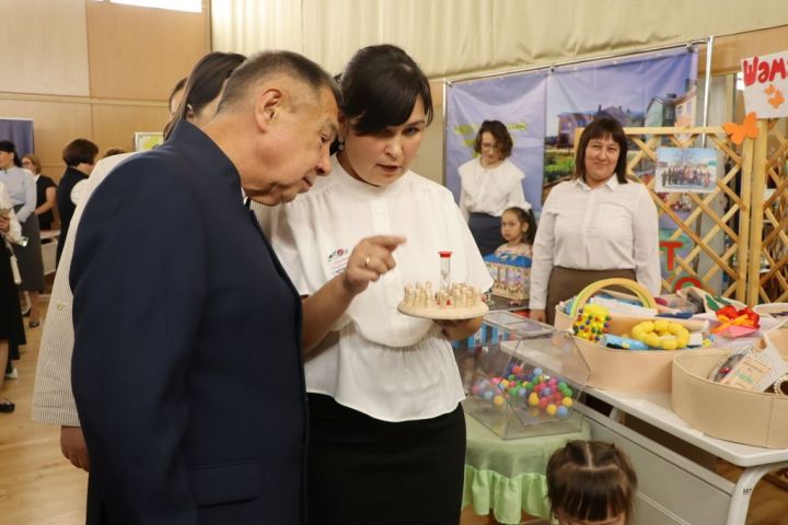 Мәгариф хезмәткәрләренең август  киңәшмәсе