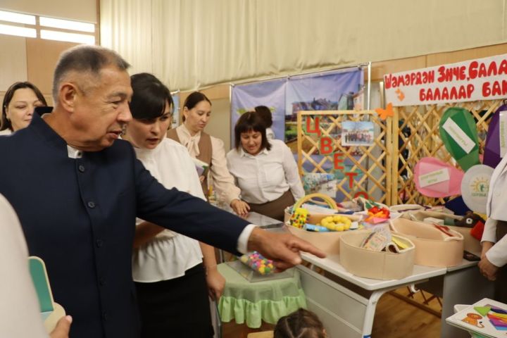 Мәгариф хезмәткәрләренең август  киңәшмәсе
