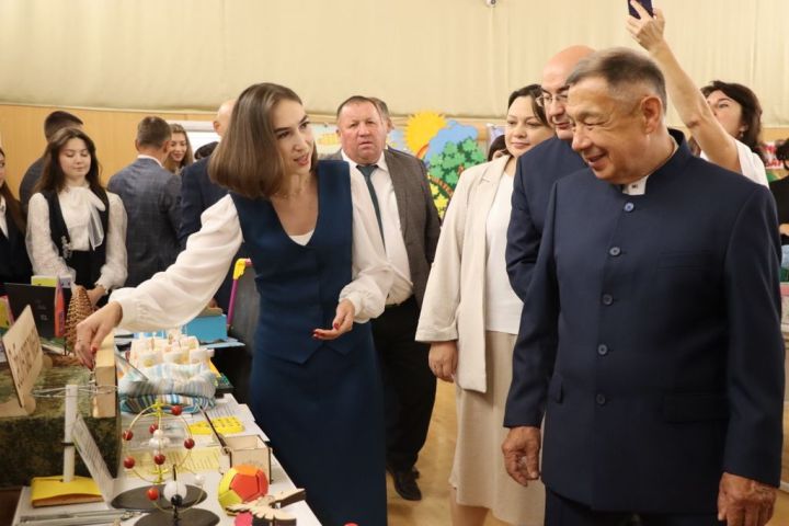Мәгариф хезмәткәрләренең август  киңәшмәсе