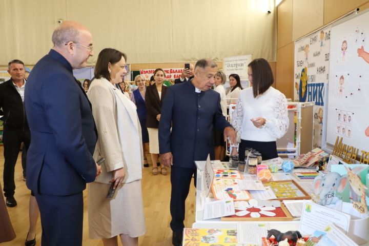 Мәгариф хезмәткәрләренең август  киңәшмәсе