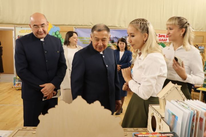 Мәгариф хезмәткәрләренең август  киңәшмәсе