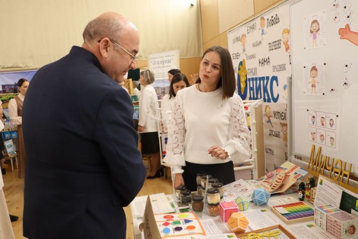 Мәгариф хезмәткәрләренең август  киңәшмәсе