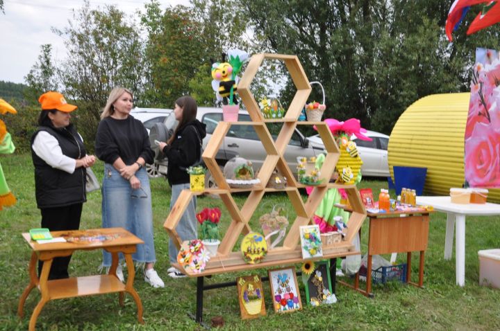 “Балның файдасын аңлап бетерсәләр, конфет янына якын бармаслар иде”