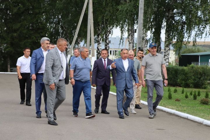 Татарстан Республикасы Рәисе  Рөстәм Миңнеханов Саба  районында булды