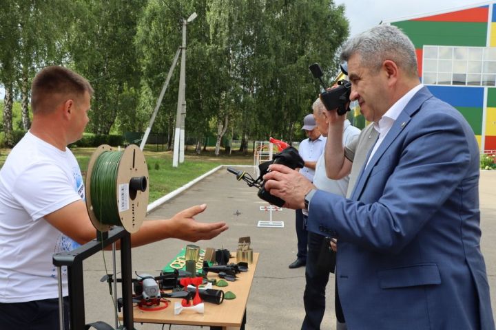 Татарстан Республикасы Рәисе  Рөстәм Миңнеханов Саба  районында булды