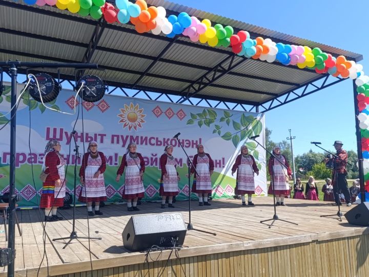 Иштуганның «Тюрагай» удмурт фольклор коллективы «Чакара» фестивале лауреаты булды