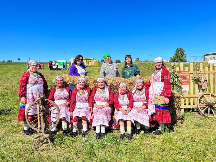 Иштуганның «Тюрагай» удмурт фольклор коллективы «Чакара» фестивале лауреаты булды