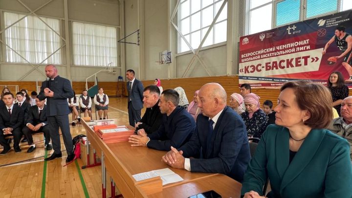 Килдебәк урта мәктәбендә Белем бәйрәме узды