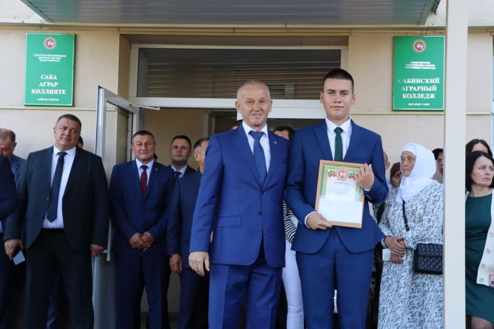 Аграр көллияттә Белем бәйрәме тантанасы