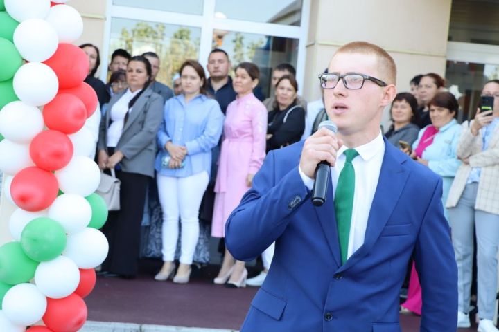 Аграр көллияттә Белем бәйрәме тантанасы