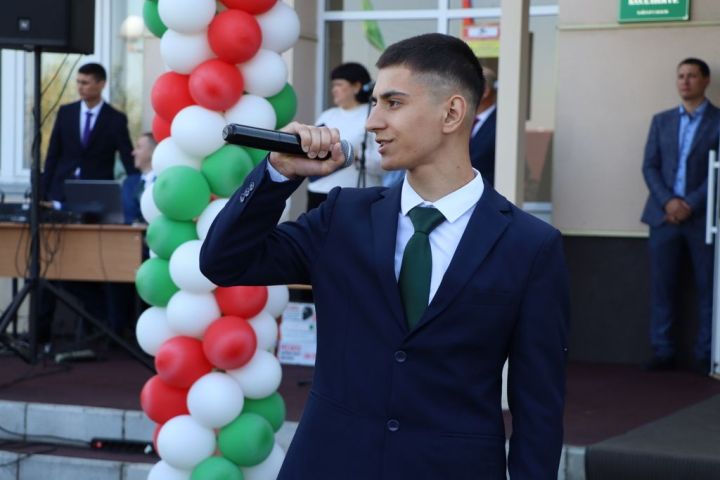 Аграр көллияттә Белем бәйрәме тантанасы