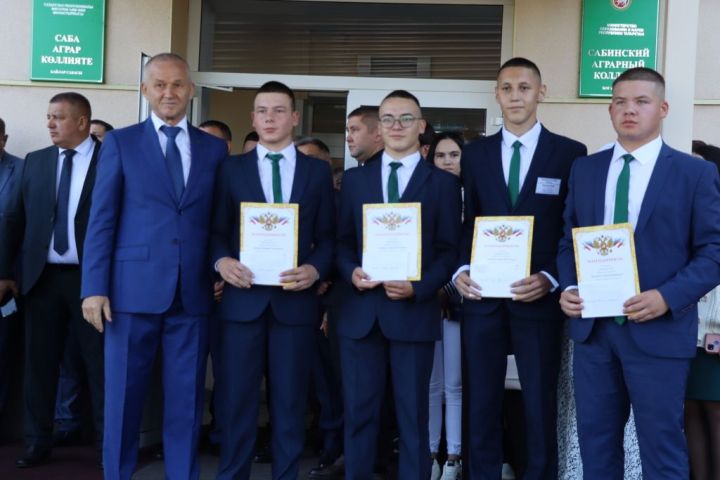 Аграр көллияттә Белем бәйрәме тантанасы