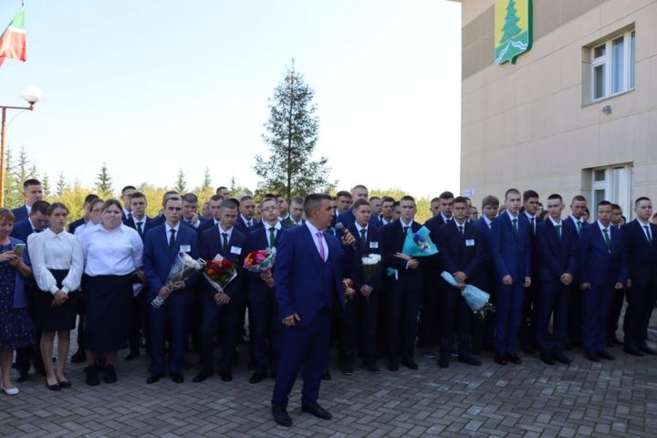 Аграр көллияттә Белем бәйрәме тантанасы
