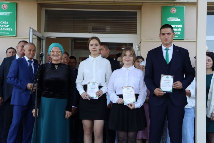 Аграр көллияттә Белем бәйрәме тантанасы