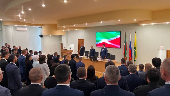 Рәис Миңнеханов район башлыгы итеп  сайланды