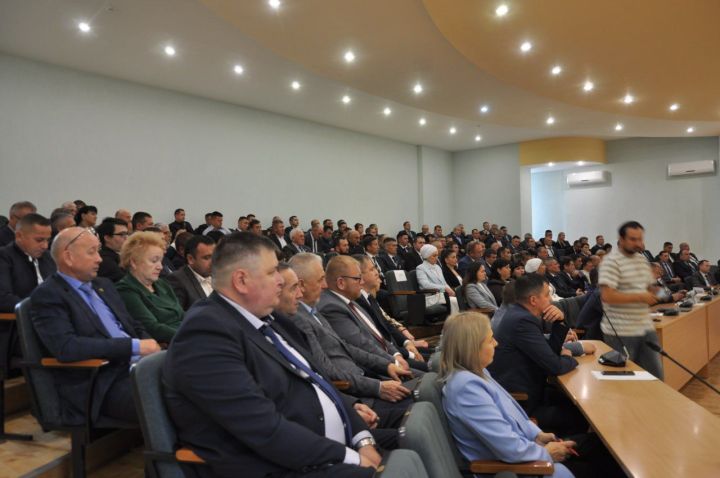 Рәис Миңнеханов район башлыгы итеп  сайланды