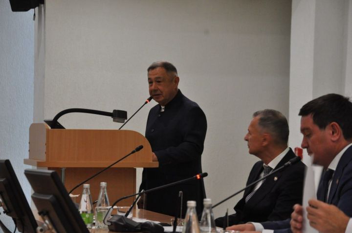 Рәис Миңнеханов район башлыгы итеп  сайланды