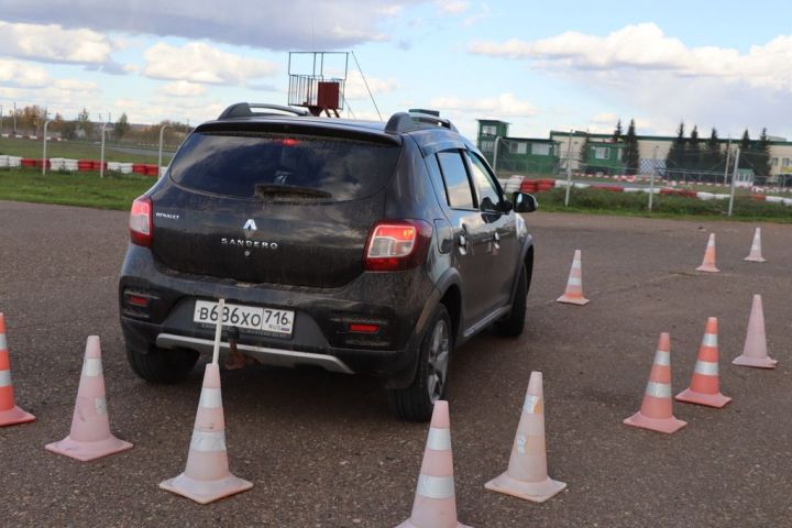 2025 ел «Автобабае» Иләбәр  авылыннан. Кем  ул?