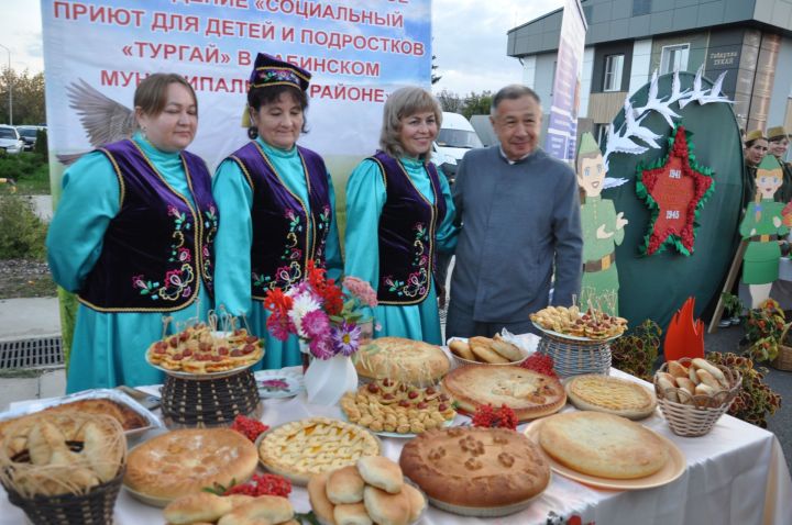 Кабак тудырган тамаша