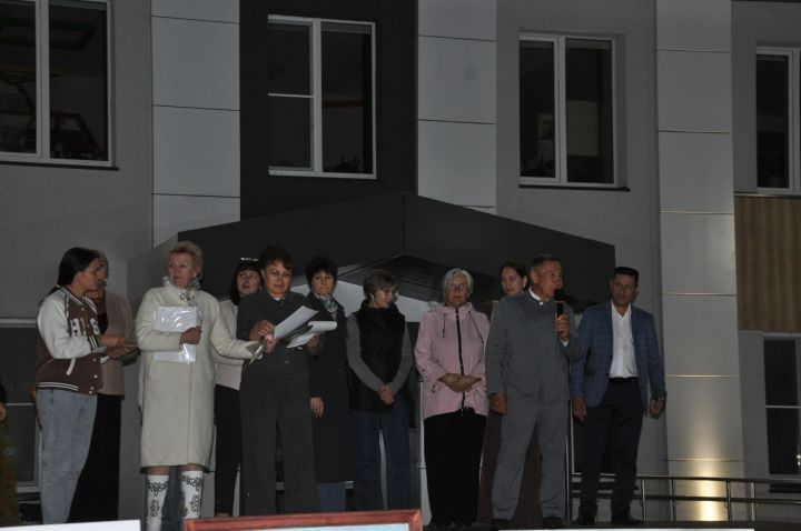 Кабак тудырган тамаша