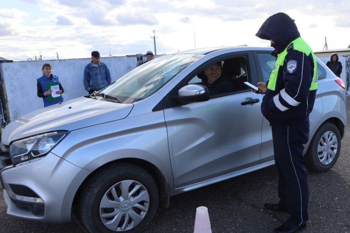 2025 ел «Автобабае» Иләбәр  авылыннан. Кем  ул?