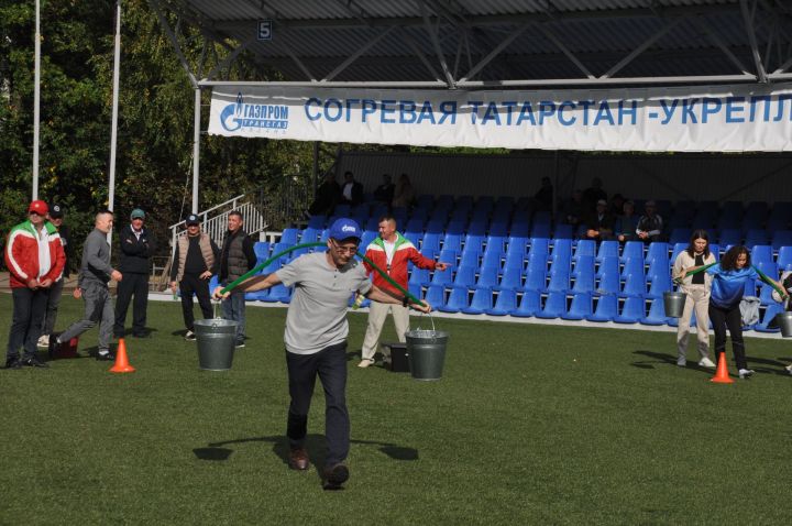 Өйләрне генә түгел, күңелләрне дә җылытучылар