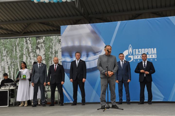 Өйләрне генә түгел, күңелләрне дә җылытучылар