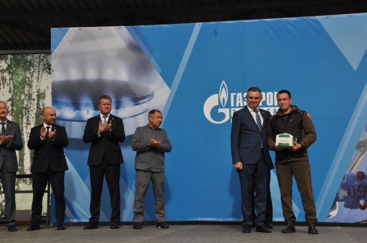 Өйләрне генә түгел, күңелләрне дә җылытучылар