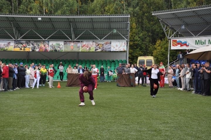 Өйләрне генә түгел, күңелләрне дә җылытучылар