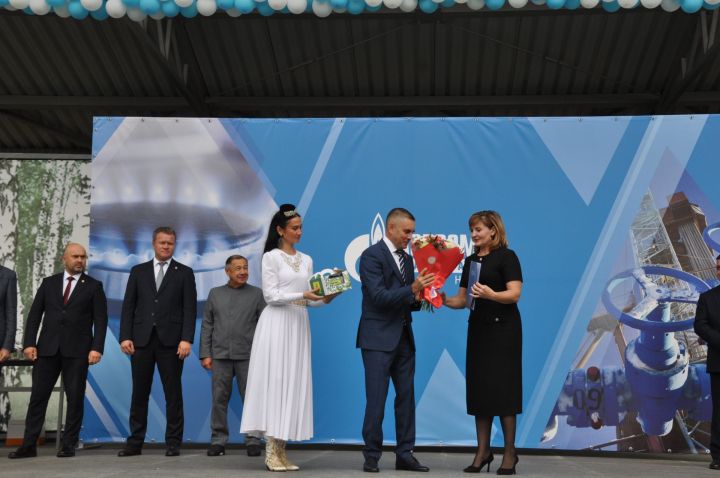 Өйләрне генә түгел, күңелләрне дә җылытучылар